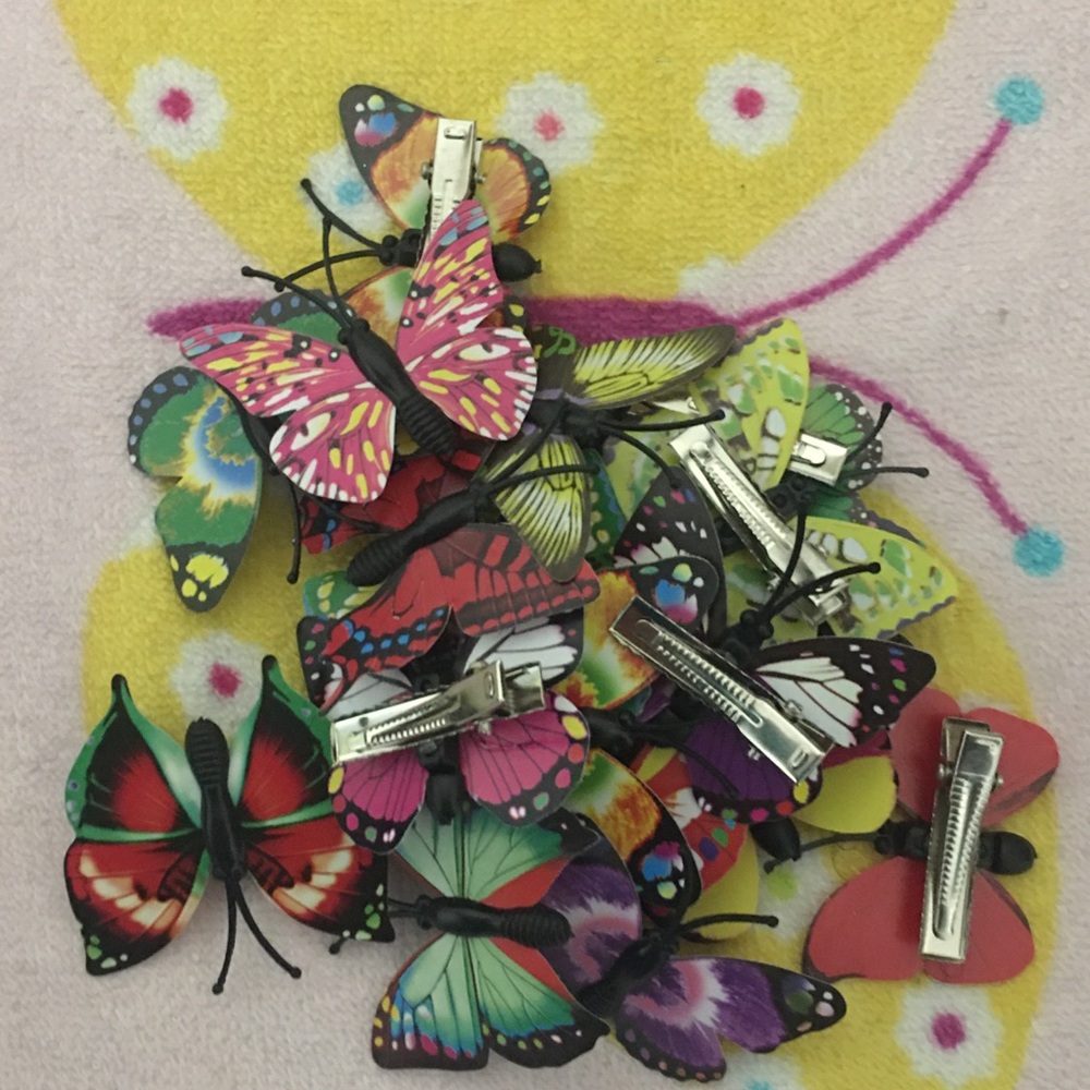 🦋90s Colorful Assorted Butterfly Hair Clips🦋